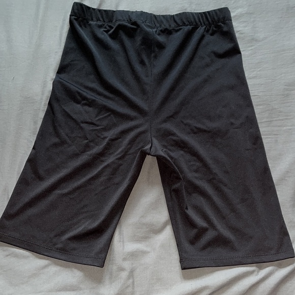 High rise bicycle shorts - Picture 2 of 5